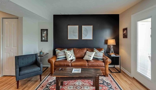 Bourbon Trail Lakehouse - Pet Friendly!