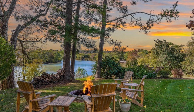 Bourbon Trail River House