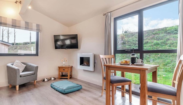 Boutique and spacious luxury lodge, perfect for a romantic escape.