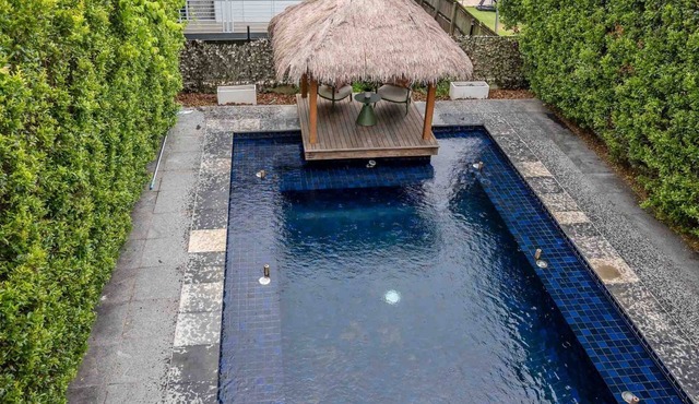 Boutique Balmoral Home with Private Pool