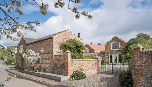 Boutique Barn Secure Parking between York & Harrogate