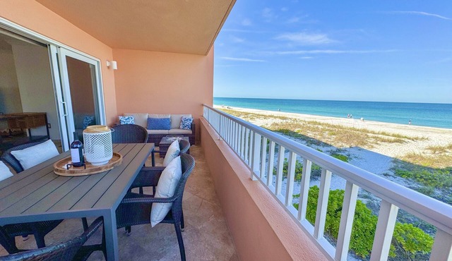 BOUTIQUE BEACH FRONT LUXURY LOCATED DIRECTLY ON BEACH WITH FABULOUS SUNSETS