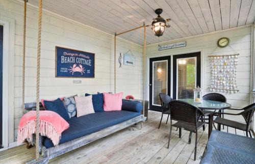 Boutique Coastal Retreat