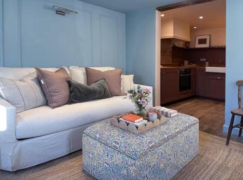 Boutique Cottage in the Heart of Kintbury