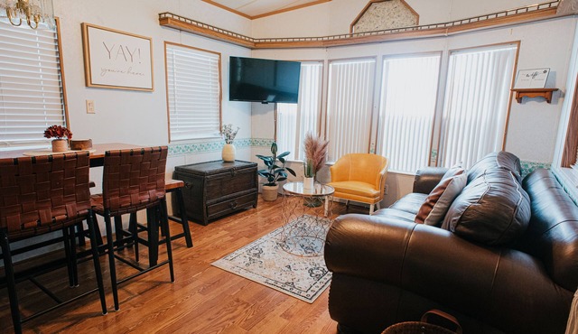 Boutique Cottage near Disney and Shopping Malls