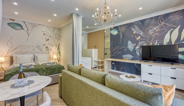 Boutique Downtown Studio with Balcony 3, Zagreb, Croatia