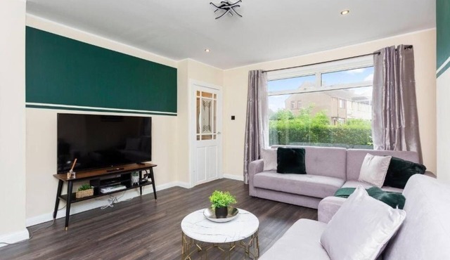 Boutique Edinburgh 3 bed house - Parking - Garden