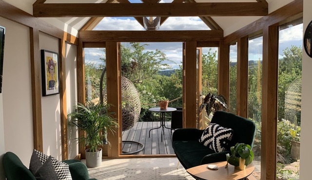 Boutique garden apartment with decking and views