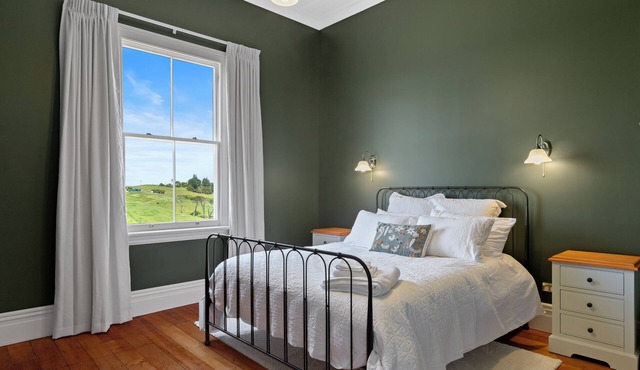 Boutique Heritage Villa - Luxury by the Beach