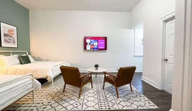 Boutique Hotel #5 - 2 Queen beds