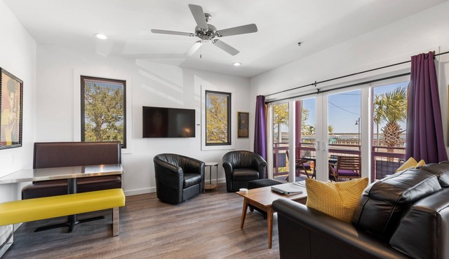 Boutique Hotel Folly Room 1: King Suite with large private balcony in the heart of Folly Beach
