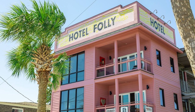 Boutique Hotel Folly Room 10: King Studio with a deck - sunset views over Folly River