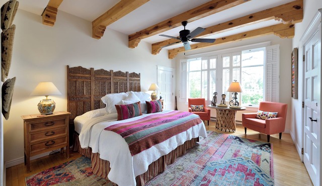 BOUTIQUE HOTEL - King deluxe Room with Terrace 1/2 mi. from Santa Fe Plaza