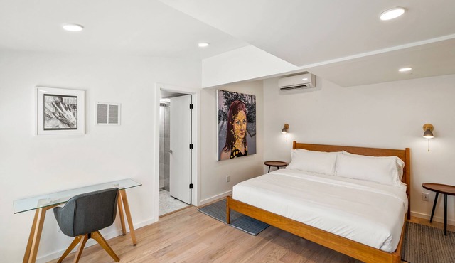 Boutique Hotel Walkable to Restaurants | Rose Jean 2