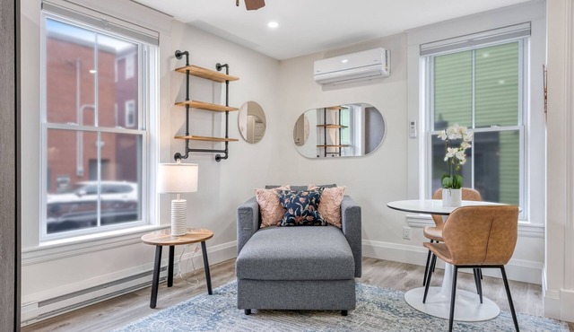 Boutique Old Town Studio | Beautifully Designed, Steps to Harbour