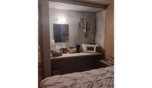 BOUTIQUE ROOM, 6-minute drive to the Mississippi River