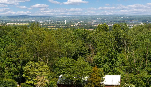 Boutique Space at Marble Ridge