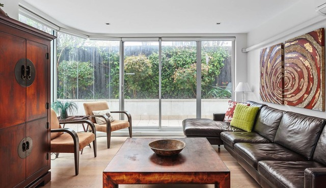 BOUTIQUE STAYS - Lalique