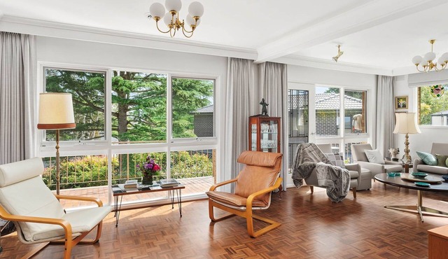 BOUTIQUE STAYS - That 70s House