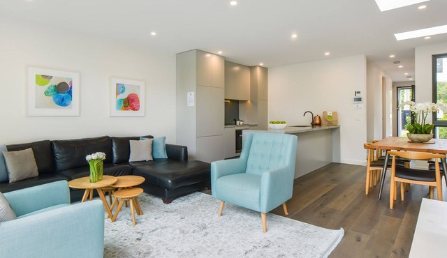 BOUTIQUE STAYS - Victoria Road