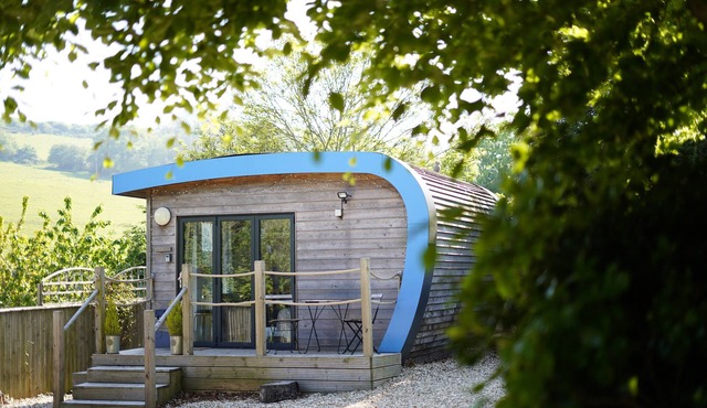 Boutique studio Escape Pod in Devon, 5 minutes from the beach with parking.