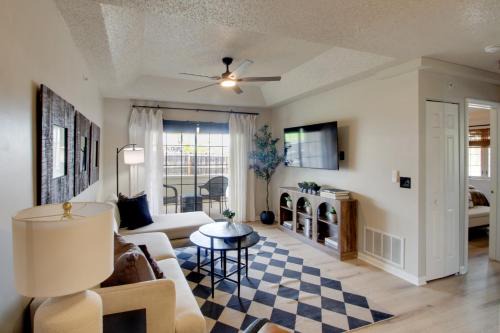 Boutique-Style Condo, Just Outside Overland Park