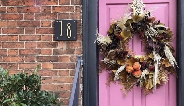 Boutique style 3 storey cottage/house in beautiful Henley in Arden Warwickshire