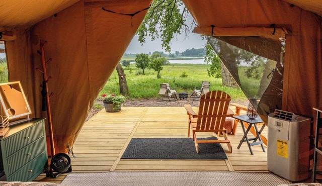 Boutique Vineyard Stay at Painted Prairie