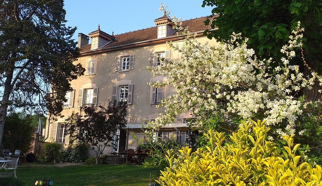 Bouvesse Quirieu: Mansion - Bouvesse-Quirieu