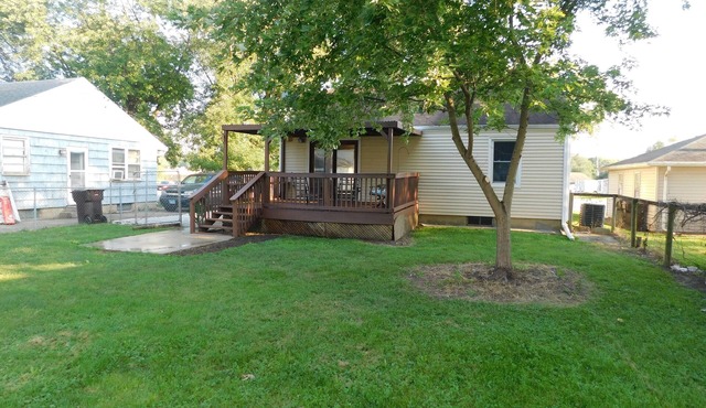 Bow Wow Meow! Fenced Yard-5 min to Downtown Peoria