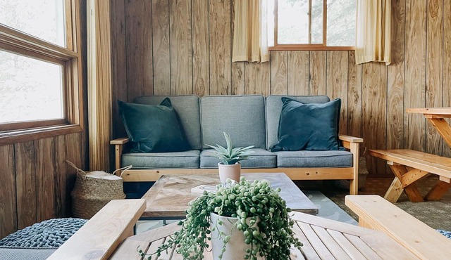 Bowerbird Beach Camp Cabin #5