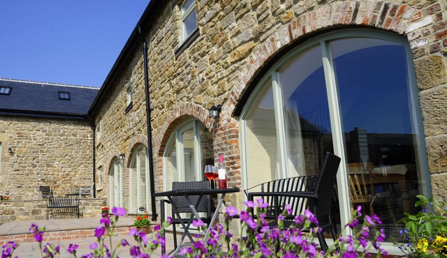 Bowes Barn 4 Star near Beamish, Newcastle & Durham - Sleeps 3 - Dogs Welcome