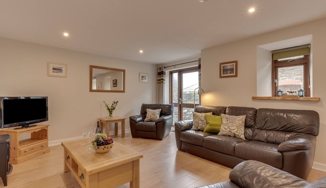 Bowgie - Two Bedroom House, Sleeps 6