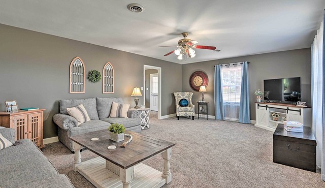 Bowling Green Farmhouse 10 Mi to Mammoth Cave