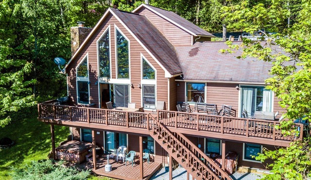 Boxer Overlook | Lake Views, Hot Tub, Mountainside