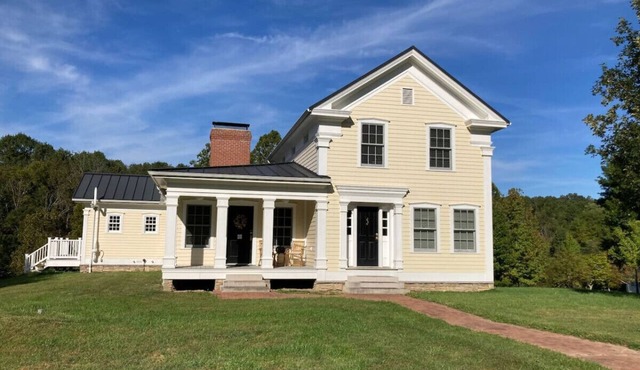 Boxwood House - Secluded Farm Retreat - Minutes from Rocky Fork Lake