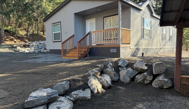 Boyd Road Base Camp - Gateway to the Mountains