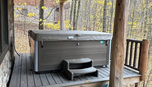 Boyne Mountain Cabin 839- perfect for year-round fun!