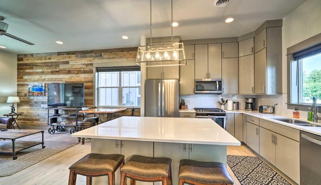 Bozeman Stand-Alone Home with River Access!