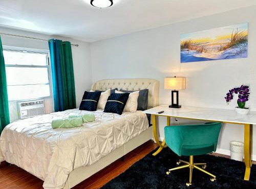 BP STAYS - Hotel-Style, No Host, Professionally Managed ID252