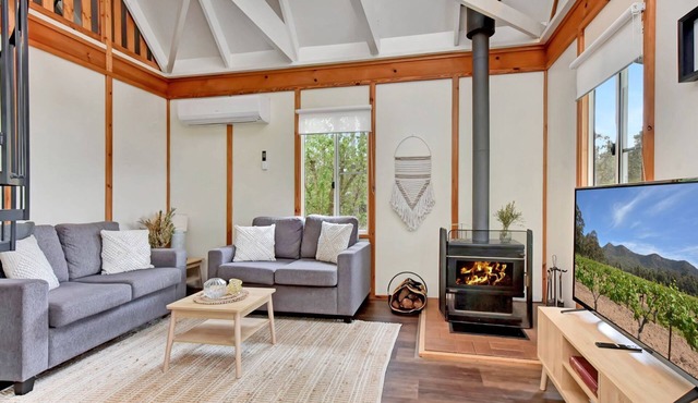 Bracken Ridge Vineyard - The Chetwynd - Villa 4