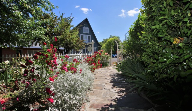 Bradford Place Inn & Gardens