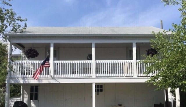 Bradley Beach-Lakefront Backhouse, 2 BLKS to Beach.