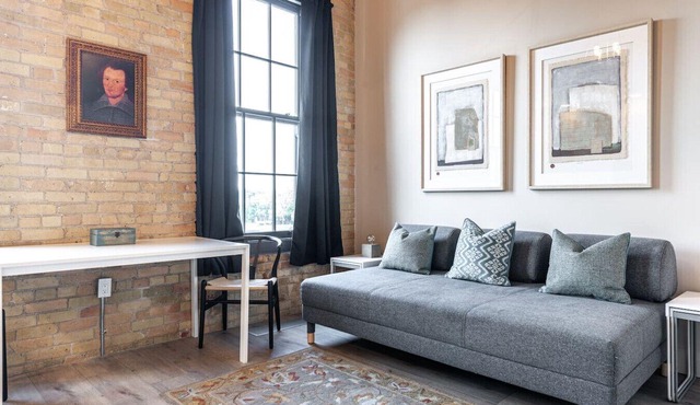 Bradshaw Lofts: The Tapestry
