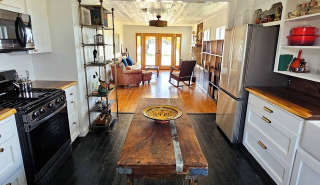 Brady Lake Retreat with Private Boat Ramp & Steam Shower