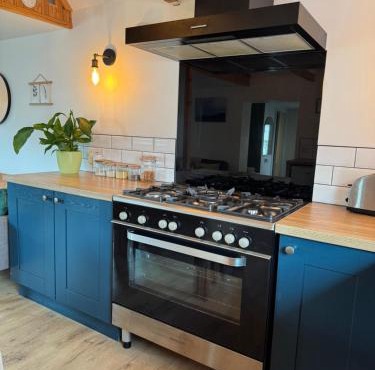 Braelea cozy - country out building with mezzanine