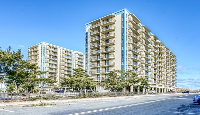 Braemar 503N-Oceanfront 131st St, Free WiFi, Pool, Elev, W/D, AC