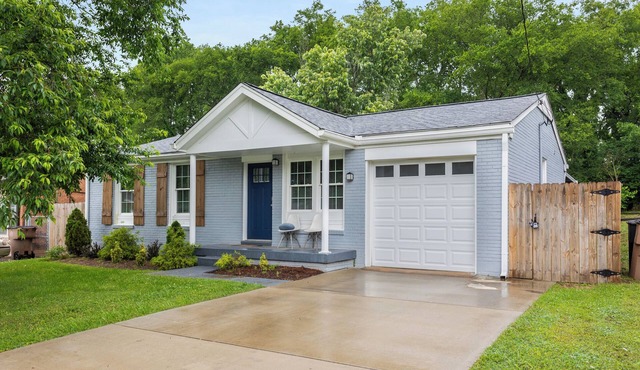 Brahms House - Entire Cozy Cottage Home in Nashville, Tennessee