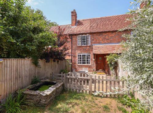 Bramblefield Cottage