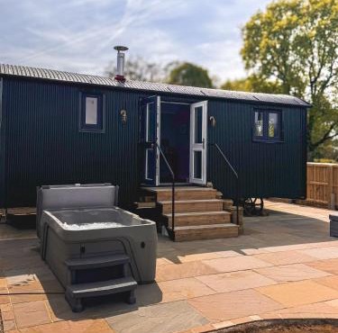 Brambles, Shepherds Hut, Isle of Wight